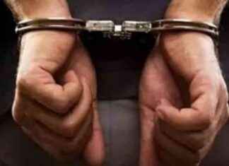 محاكمة متهم بقتل صديقه بـ 16 طعنة في الجيزة – تفاصيل الجريمة 16