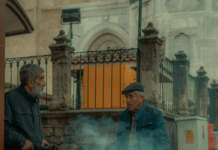 سعر الدولار اليوم في السوق السوداء: لماذا يتغير بشكل مفاجئ؟