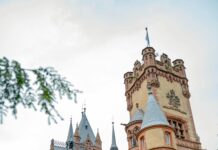 ريال مدريد: لماذا يظل الفريق الملكي أسطورة كرة القدم العالمية؟