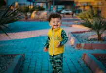 تنزيل واتس اب بسهولة: أفضل الطرق السريعة والآمنة للموبايل