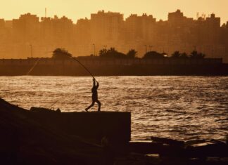 كسوف الشمس: اكتشف أسرار هذا الحدث الفلكي المدهش والمثير