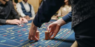 سعر جرام الذهب عيار 21 سعر الذهب اليوم: هل سيرتفع أم ينخفض؟