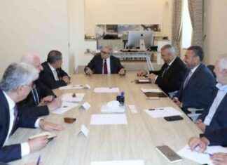 سحب السلاح الفلسطيني من مخيمات بيروت في يونيو