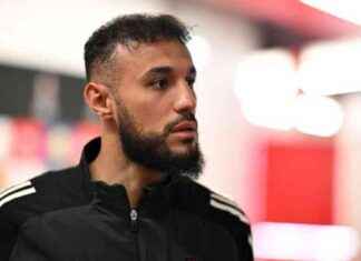 سر تألق مزراوي مع مانشستر يونايتد