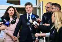 المرشح الموالي للاتحاد الأوروبي في رومانيا يفوز بالانتخابات الرئاسية على المنافس اليميني القوي بشكل غير متوقع