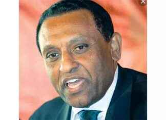 من هو كامل إدريس رئيس وزراء السودان الجديد؟