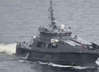 طائرة حربية روسية تحمي سفينة أسطول الظل في أول تحرك من موسكو، وفقًا للمسؤولين – مصر المستقلة