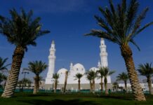 مسجد: اكتشف أسرار الجمال والروحانية في أماكن العبادة الإسلامية