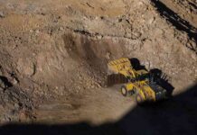 أبل تنفق 500 مليون دولار للحصول على مواد حرجة للآيفون من الولايات المتحدة – مصر اليوم 500