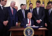 6 أشهر من حكم دونالد ترامب: تقييم لسياساته 6