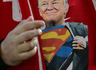 ألقاب ترامب خلال 6 أشهر: الملك والبابا وسوبرمان ورئيس فريق كأس العالم 6