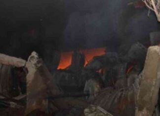 تمركز 6 سيارات إسعاف بمحيط حريق مصنع في 6 أكتوبر – اليوم السابع 6-6