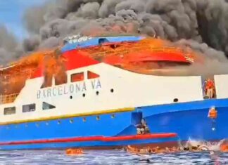 حريق هائل يندلع على عبارة في البحر المفتوح في اندونيسيا – مصر المستقلة