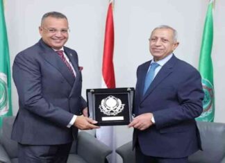 محافظ جنوب سيناء يفوز بجائزة الإبداع والتميز 2025 2025