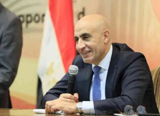 تفقد وزيرا التعليم المصري والياباني جناح EduPort في مؤتمر تيكاد 9 eduport-9