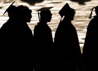 صعوبة الحصول على وظائف في مجال علوم الحاسوب في مصر