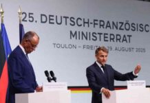 تحذير ماكرون: تلاعب بوتين بترامب إذا لم يعقد قمة مع زيلينسكي