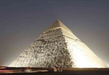 قائمة مواقع التراث التاريخي الزيارة الضرورية: أهرامات الجيزة في مصر