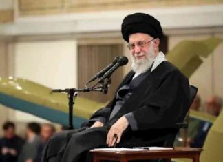 تأثير الضربات الأمريكية والإسرائيلية على النظام الإيراني