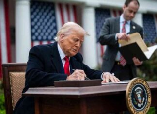 تفاصيل المفاوضات التجارية لإدارة ترامب رغم حكم قضائي على الرسوم