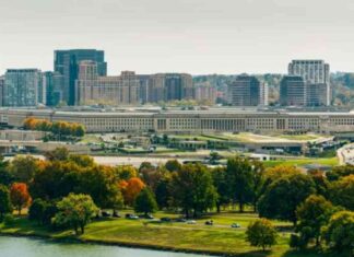 تحقيق: خلاف كبير في البنتاغون بسبب المناصب وتدخل البيت الأبيض