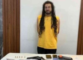 ضبط تيك توكر بتهمة بث فيديوهات خادشة للحياء وحيازته لسلاح وحشيش – فيديو