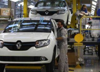 التأثير السلبي للفتور السياسي على الشركات الفرنسية في الجزائر