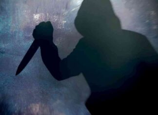 موظف يلقى حتفه على يد مدمن مخدرات في وضح النهار في قنا