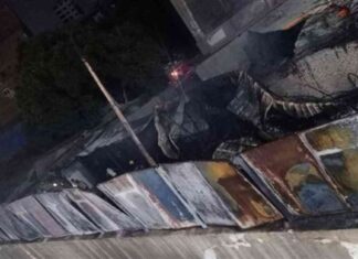 تفاصيل زيارة محافظ القليوبية لموقع حريق محلات شبرا الخيمة