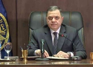 إبعاد السوريين والفلسطينيين خارج البلاد لأسباب تتعلق بالصالح العام