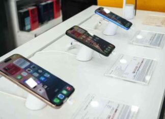 فوز كبير لشركة آبل في حرب التعريفات التجارية لترامب. قد تواجه مخاوف أكبر – مصر إندبندنت