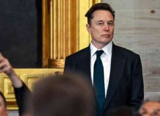 ماسك يتهم آبل بالتمييز ضد تطبيقاته ويهدد باللجوء إلى القضاء