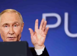 بوتين يقدم كلماته النهائية في قمة ألاسكا باللغة الإنجليزية: لغة يجيدها أكثر مما يعترف به通知翻译错误