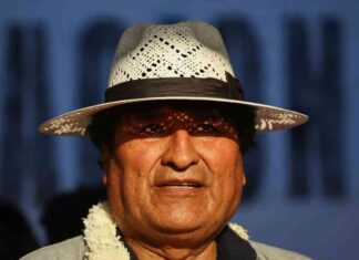 موراليس السابق محظور من الانتخابات في بوليفيا وغير متأكد من كيفية التعامل مع التهديدات بالاعتقال