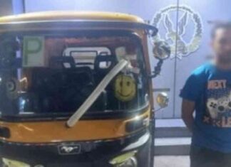 القبض على سائق توك توك بسبب السير عكس الاتجاه في الإسكندرية