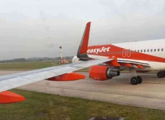 حادث تصادم طائرتين في مطار مانشستر يتسبب في أضرار واسعة – مصر إندبندنت