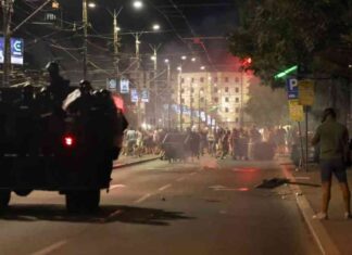 زعيم صربيا الشعبوي يتعهد برد فعل قوي ضد المتظاهرين بعد الاشتباكات – مصر المستقلة