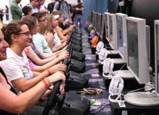 معرض غيمزكوم: أهم ملتقى لألعاب الفيديو في ألمانيا