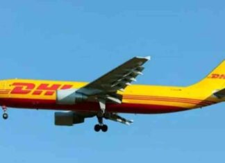 قيود شحن الطرود إلى أمريكا من دي.إتش.إل بسبب رسوم ترامب الجمركية