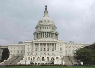 قوات عسكرية من البنتاغون تنتشر في شيكاغو