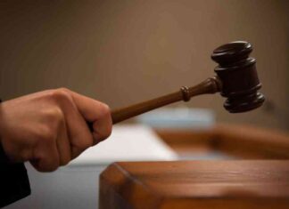 أربعة رجال يحكم عليهم بالسجن 4 سنوات وغرامة 300،000 جنيه لتحرشهم بالفتيات في طريق الواحات – مصر المستقلة 4-300000