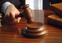 الحكم بالسجن لمدة 5 سنوات لـ4 متهمين بسرقة شخص بالإكراه في سوهاج 5-4