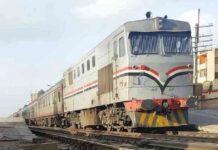 العثور على رضيع حديث الولادة داخل قطار الركاب