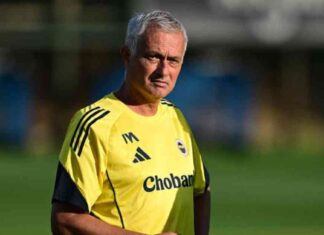 رئيس فنربخشة يهاجم مورينيو ويشيد ببنفيكا في الإقصاء الأوروبي