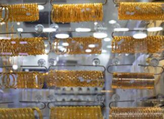 أسعار الذهب في مصر تستقر عند مستويات قياسية في ظل الركود ونقص السيولة