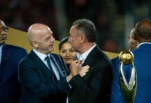 اعتذار الخطيب عن عدم استمراره مع الأهلي