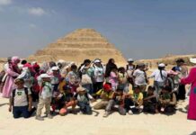 جولة ثقافية لمجموعة من الأطفال في منطقة آثار سقارة ومتحف إيمحتب