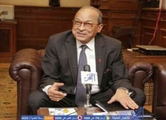 مجتمع يعيش أحلام اليقظة