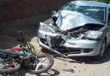 حادث انقلاب موتوسيكل يؤدي إلى وفاة شابين في قنا