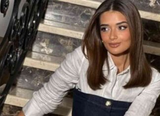 ملك أحمد زاهر تألق بالجينز في ظهوره الأخير